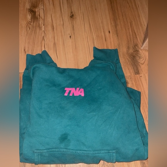 Tna hoodie with a small stain size medium - Picture 1 of 2
